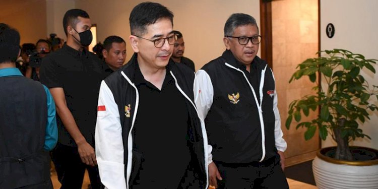 Ketua TPN Ganjar-Mahfud, Arsjad Rasjid, bersama Sekjen PDIP, Hasto Kristiyanto/Ist