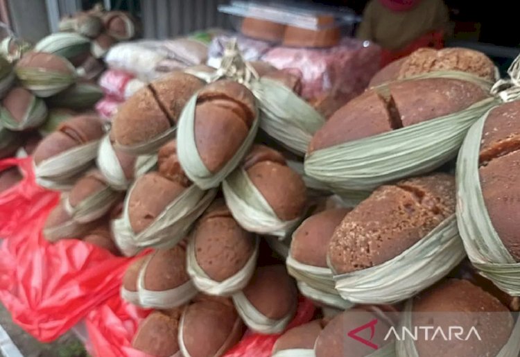 ilustrasi - Gula aren Cimenga di Rangkasbitung Kabupaten Lebak diburu konsumen dengan harga Rp300 ribu per toros atau 25 gula aren. ANTARA/Mansyur/am.
