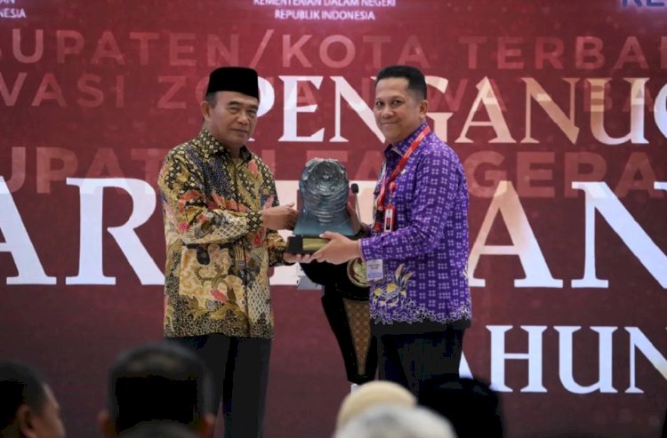 ilustrasi - Pemerintah Kabupaten Tangerang menerima penghargaan Paritrana Award 2024 kategori Kabupaten/Kota Coverage Zona Jawa-Bali. ANTARA/HO-Pemkab Tangerang