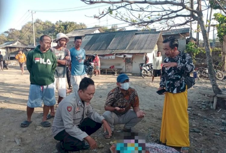 ilustrasi - Petugas kepolisian olah TKP jenazah bocah lima tahun di pesisir Pantai Cihara Kecamatan Cihara Kabupaten Lebak, Kamis (19/9/2024). ANTARA/HO-Polres Lebak