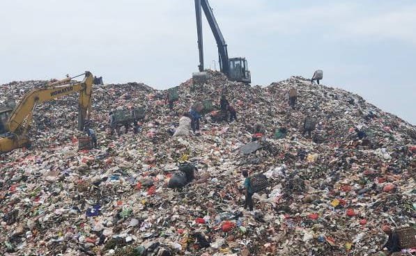 TPA Cipeucang, Serpong, Tangerang Selatan/ist