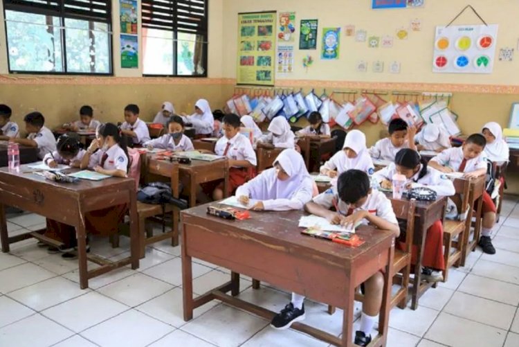 ilustrasi - Kegiatan belajar mengajar di salah satu sekolah negeri di Kota Tangerang. ANTARA/HO-Pemkot Tangerang