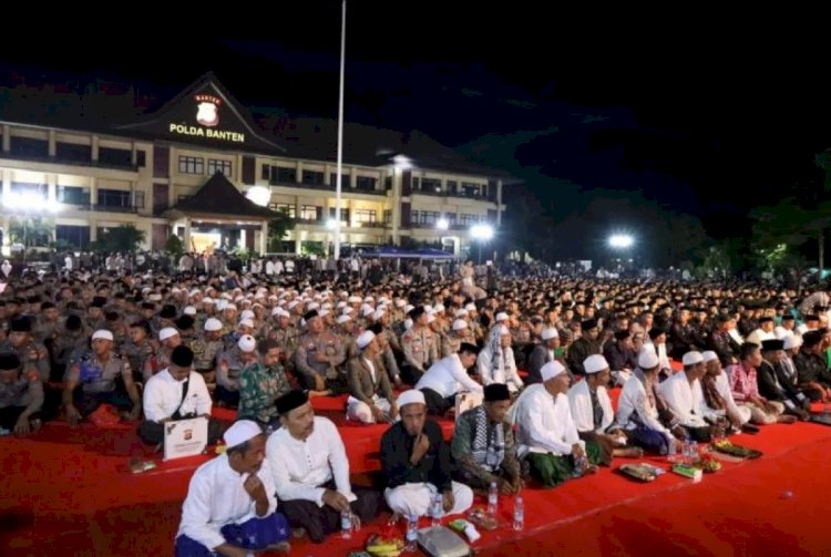 ilustrasi - Peringatan Hari Santri Nasional di Lapangan Mapolda Banten, Serang, Kamis (24/10/2024). (ANTARA/HO-Polda Banten)