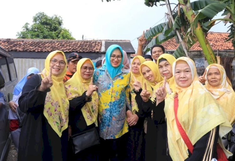 ilustrasi - Calon Gubernur Banten Airin Rachmi Diany kampanye di Kota Tangerang Selatan, Minggu (27/10/2024). ANTARA/HO-Tim Airin-Ade