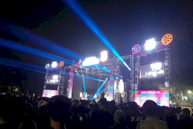 ilustrasi - Konser generasi happy di Alun-alun Kota Serang, Banten, Minggu (3/10/2024). (ANTARA/Desi Purnama Sari)