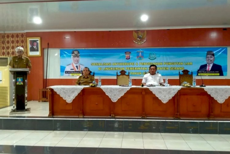ilustrasi - Plt Sekretaris Inspektorat Kabupaten Serang, Yani Setyamaulida sambutan di Serang, Senin (11/11/2024). (ANTARA/HO-Pemkab Serang)