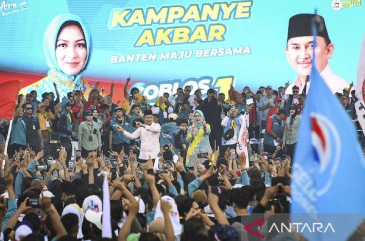 ilustrasi - Calon Gubernur-Calon Wakil Gubernur Banten nomor urut 1, Airin Rachmi Diany (kanan) dan Ade Sumardi (kiri) saat Kampanye Akbar di Citra Raya, Cikupa, Kabupaten Tangerang, Banten, Minggu (10/11/2024). ANTARA FOTO/Sulthony Hasanuddin/gp