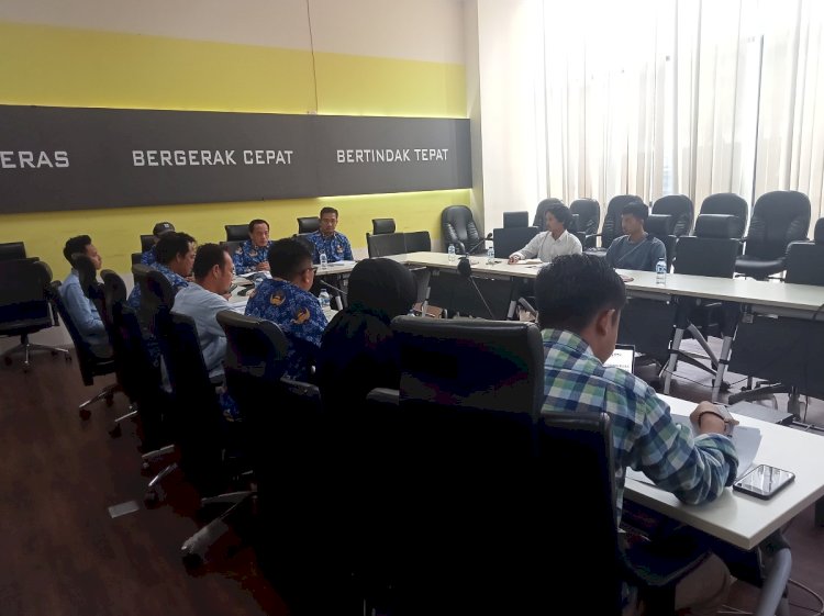 ilustrasi - Pelaksana Proyek TPST Ngaku Belum Tahu Soal Penggunaan Ready Mix Beton Baching Plant Tak Berizin (RMOLBanten/ist)
