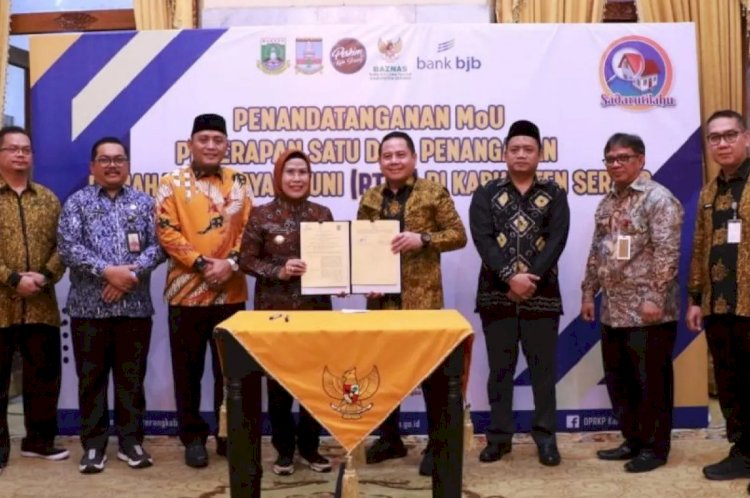 ilustrasi - Bupati Serang Ratu Tatu Chasanah saat penandatanganan kerjasama pembangunan RTLH di Pemkab Serang, Kamis (30/1/2025). (ANTARA/HO-Pemkab Serang)