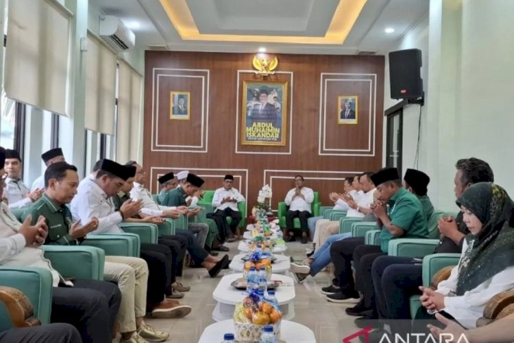ilustrasi - Gubernur Provinsi Banten terpilih Andra Soni saat bersilaturahmi dengan Dewan Pengurus Wilayah (DPW) PKB Banten, Sabtu. ANTARA/HO. PKB