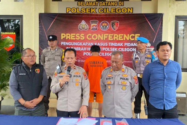 ilustrasi - Kapolsek Cilegon Kompol Firman Hamid bersama Kasi Humas Polres Cilegon AKP Sigit Darmawan konferensi pers ungkap kasus tindak pidana pencurian, pada Selasa (11/2/2025). ANTARA/Susmiatun Hayati