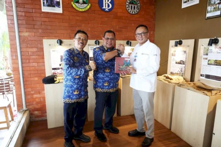 ilustrasi - Meeting by Omset (MbO) dan Peninjauan Perkebunan Kopi di Imah Kopi Banten, Kelurahan Juhut Kecamatan Karang, Tanjung Kabupaten Pandeglang, Senin (17/2/2025). (ANTARA/HO-Pemprov Banten)