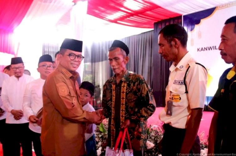 ilustrasi - Kantor Wilayah Kementerian Hukum Banten bersama Kanwil Ditjenim, Kanwil Ditjenpas dan Kanwil HAM Banten berkolaborasi berbagi 200 paket santunan disertai dengan gelar Bazar Ramadan di Lapangan Kantor Wilayah Kementerian Hukum Banten, Kamis (20/3/2025). ANTARA/HO-Kemenkum