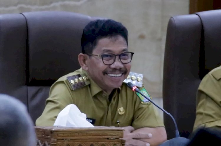 ilustrasi - Wali Kota Tangerang Sachrudin saat memimpin rapat di Puspemkot Tangerang. ANTARA/HO-Pemkot Tangerang