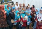 Bak Artis! Kapolres Serang Diserbu Warga Foto Bersama di...