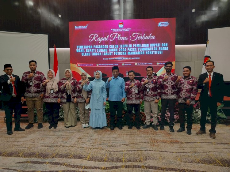 Ratu Zakiyah-Najib Hamas ditetapkan sebagai Bupati dan Wakil Bupati Serang, Periode 2025-2030 (Dirhat/RMOLBanten)