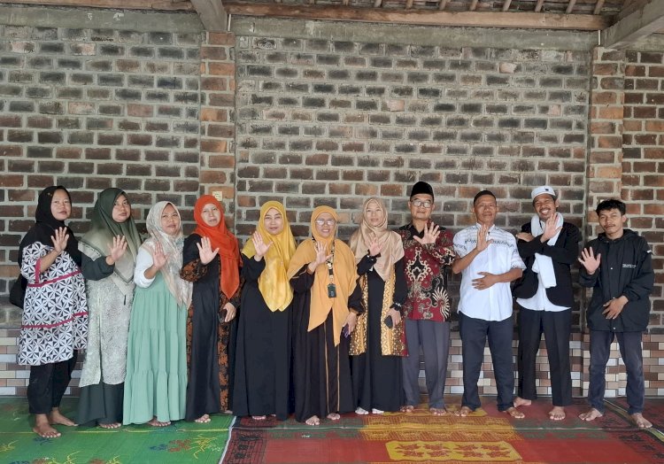 BM Tours cabang Serang saat melakukan sosialisasi (Dirhat/RMOL Banten)