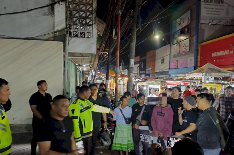 ilustrasi - Kapolres Metro Tangerang Kombes Zain (jaket hijau) saat melakukan penegakan hukum terkait adanya aksi premanisme di Pasar Lama. ANTARA/HO-Polres Metro Tangerang Kota