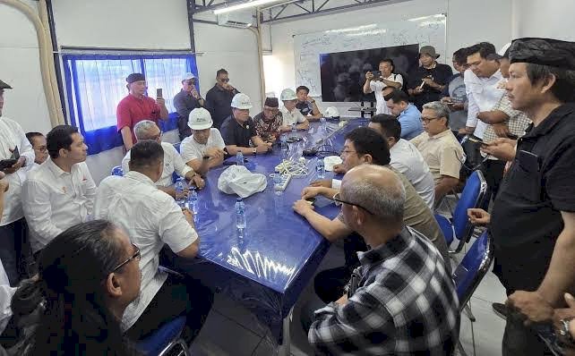 Oknum pengusaha saat berdialog meminta jatah proyek  (Ist)